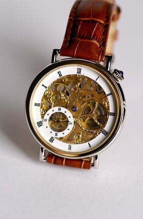 Uhr mit Lederarmband